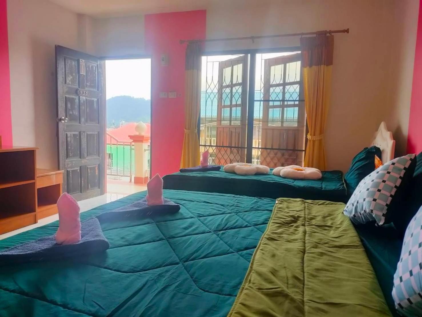 Pailin Hill Hotel Patong Esterno foto